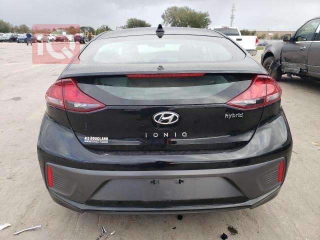 هیوندای ئایۆنیک